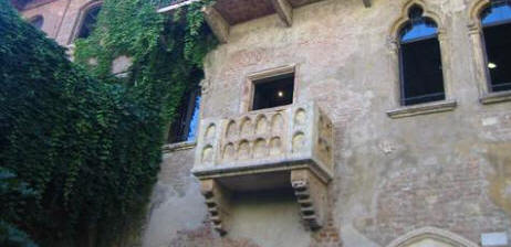 Il balcone della casa di Giulietta a Verona