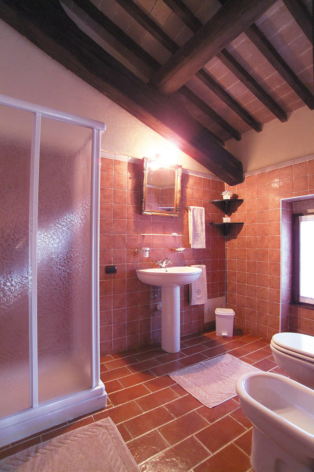 il bagno di una delle camere del b&b di Verona I Costanti